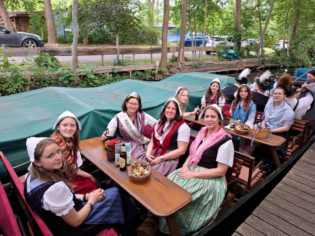 Tracht, Tanz & Kahnfahrt im Spreewald 2 luebbenau 2026 1